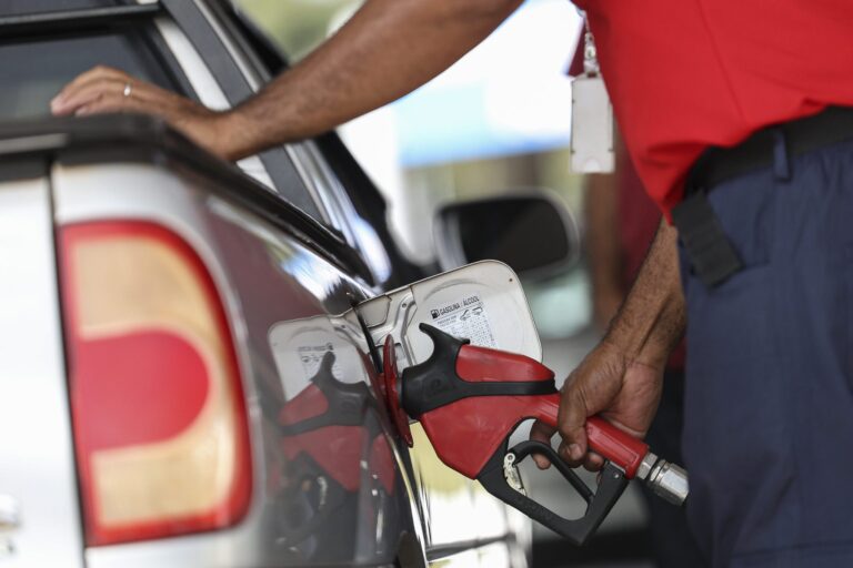 OAB-RJ Alerta sobre Risco de Judicialização com Medida Provisória para Combater Alta do Petróleo OAB-RJ Alerta sobre Risco de Judicialização com Medida Provisória para Combater Alta do Petróleo