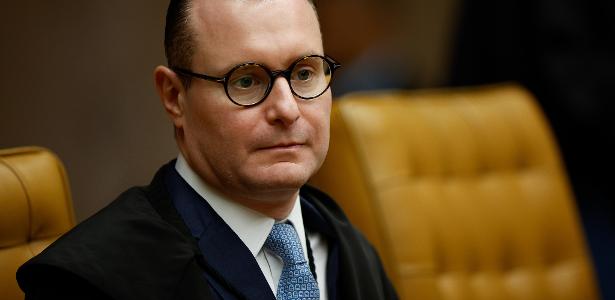Rio de Janeiro: Liminar de Zanin Une Direita e Esquerda em Apoio à Eleição Direta Rio de Janeiro: Liminar de Zanin Une Direita e Esquerda em Apoio à Eleição Direta