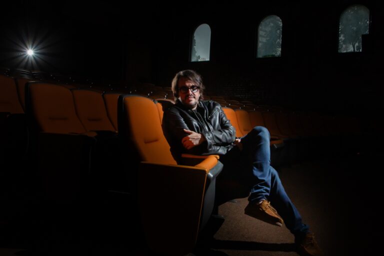 Rodrigo Teixeira e o Cinema Brasileiro: A Caminho do Oscar Novamente? Rodrigo Teixeira e o Cinema Brasileiro: A Caminho do Oscar Novamente?