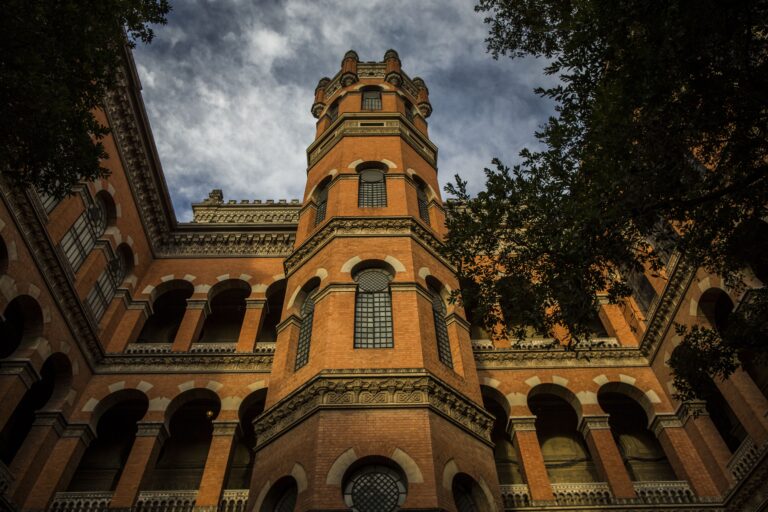 Covid Longa: Fiocruz Abre Recrutamento para Estudo sobre Tratamento Inovador Covid Longa: Fiocruz Abre Recrutamento para Estudo sobre Tratamento Inovador