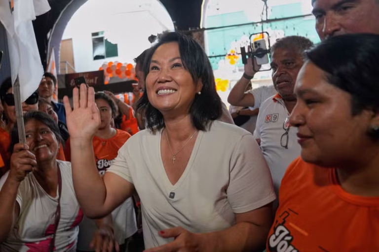 Eleições no Peru: A Desilusão Política em Tempos de Crise Eleições no Peru: A Desilusão Política em Tempos de Crise