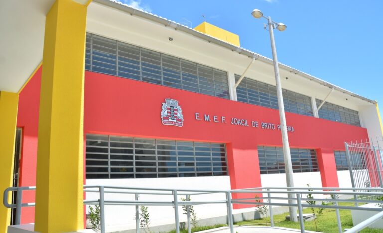 Professores da Paraíba Paralisam Atividades em Defesa da Valorização Profissional Professores da Paraíba Paralisam Atividades em Defesa da Valorização Profissional