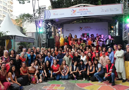 Celebração Gratuita do Dia da Bandeira do Haiti em São Paulo: Cultura e Reflexão Celebração Gratuita do Dia da Bandeira do Haiti em São Paulo: Cultura e Reflexão