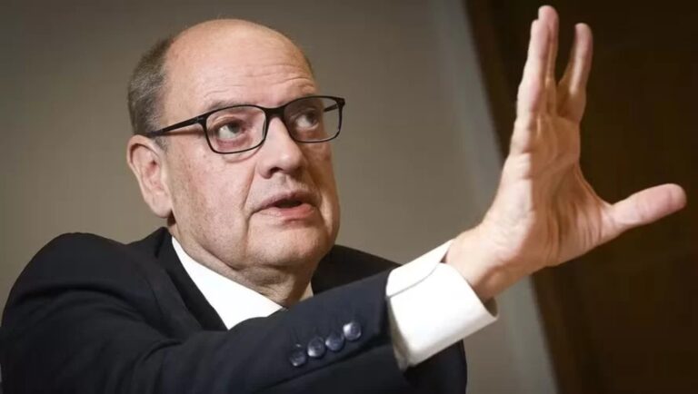 Deputados do RJ Prometem Expor Supostas Amantes de Desembargadores em Retaliação ao Governador