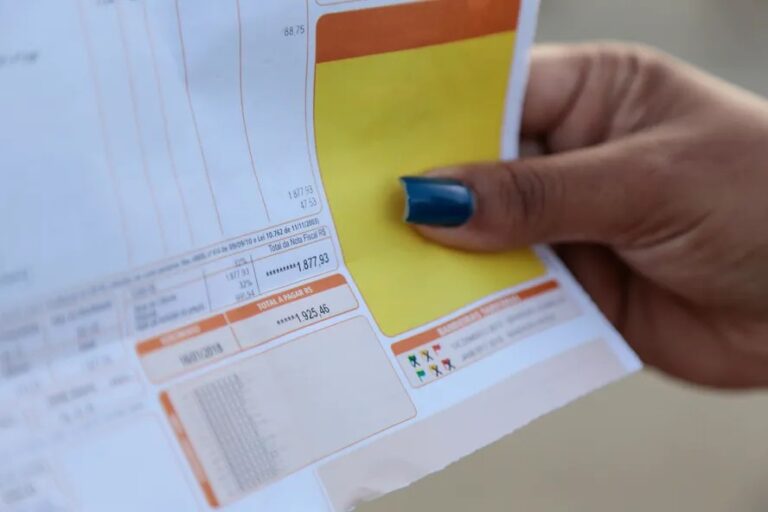 Negociação de Dívidas: Descubra como quitar contas de luz, água, internet e mais