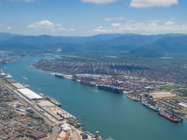 Porto de Santos Adota Novo Plano de Contingência para Emergências de Saúde Pública Porto de Santos Adota Novo Plano de Contingência para Emergências de Saúde Pública