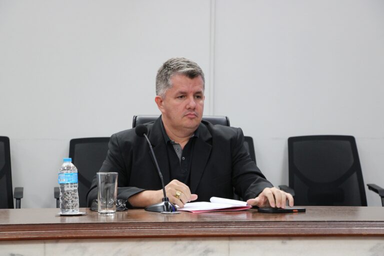 Secretária de Educação de Rio Preto Detalha Contrato de R$ 15 Milhões para Materiais Didáticos Secretária de Educação de Rio Preto Detalha Contrato de R$ 15 Milhões para Materiais Didáticos