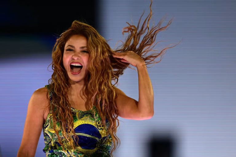 Shakira Desperta Emoções em Show no Rio: ‘É Simples Ser Feliz’ Shakira Desperta Emoções em Show no Rio: 'É Simples Ser Feliz'