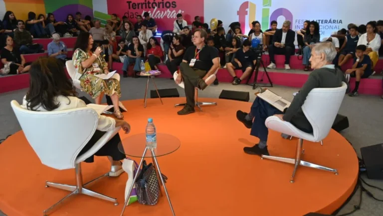FLIN 2026 em Niterói: Programação Gratuita e Esperança de 30 Mil Visitantes FLIN 2026 em Niterói: Programação Gratuita e Esperança de 30 Mil Visitantes