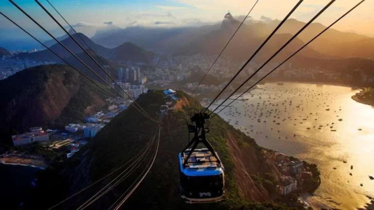 Rio de Janeiro e o Patrimônio Mundial da UNESCO: Uma Paisagem Cultural Única Rio de Janeiro e o Patrimônio Mundial da UNESCO: Uma Paisagem Cultural Única