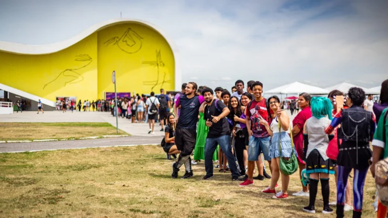 Niterói Expo Geek transforma Caminho Niemeyer em universo da cultura pop com mais de 30 mil visitantes Niterói Expo Geek transforma Caminho Niemeyer em universo da cultura pop com mais de 30 mil visitant