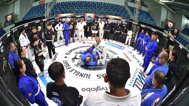 Arena Niterói recebe Jungle Fight com três disputas de cinturão e desafio internacional Arena Niterói recebe Jungle Fight com três disputas de cinturão e desafio internacional