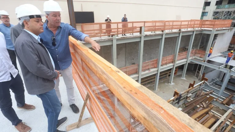 Obras no Cinema Icaraí e Praça Getúlio Vargas transformam espaço cultural em Niterói