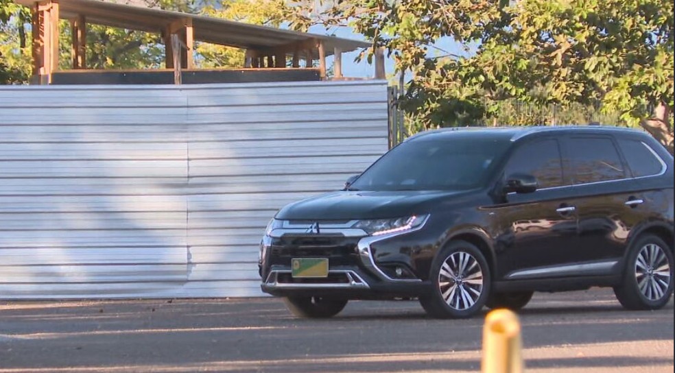 Haddad se reúne fora da agenda com Lula em busca de saídas para a alta do dólar e o corte de gastos