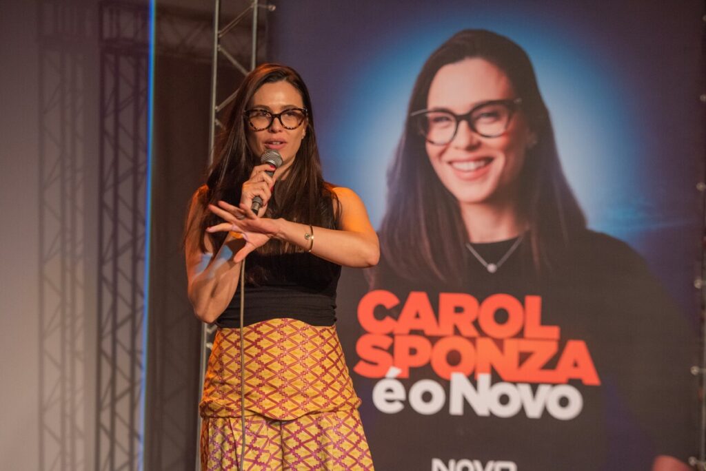 Novo lança candidatura de Carol Sponza à prefeitura do Rio com apelo ao voto feminino.