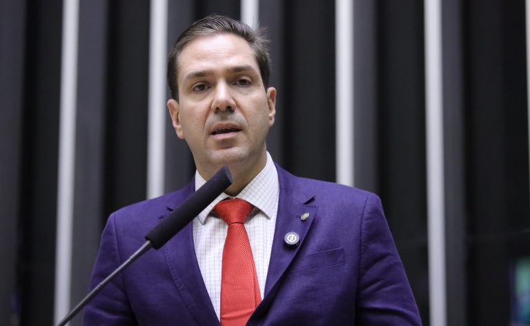 Proposta na Câmara Avança para Aposentadoria Especial de Agentes de Saúde e Endemias
