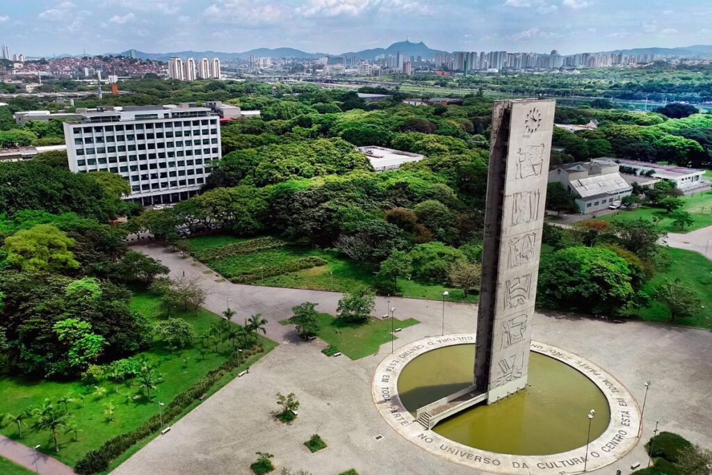 Alunos da USP Respondem a Proposta de Cobrança nas Universidades Públicas