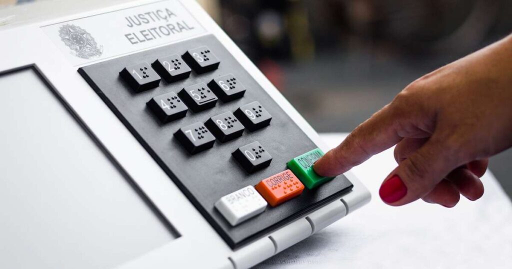 Campanha Eleitoral: Aplicativo Registra Mais de 37,2 Mil Denúncias de Irregularidades em Publicidade