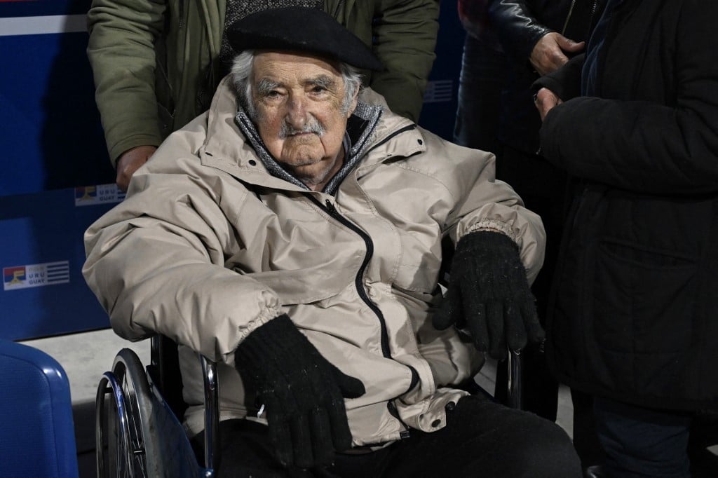 Pepe Mujica é liberado do hospital seis dias após cirurgia bem-sucedida