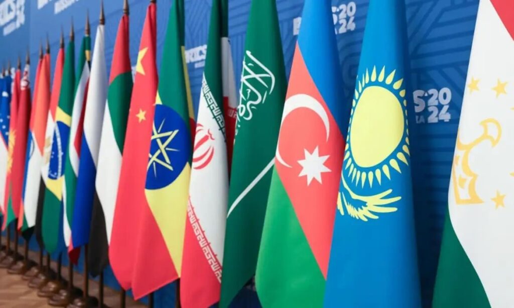 BRICS superam desafios impostos pelos EUA na guerra tecnológica com a China