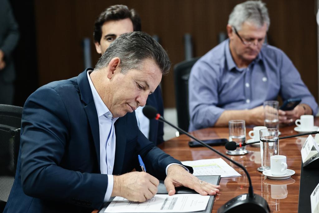 Governador sanciona nova lei para penalizar empresas que aceitam a moratória da soja