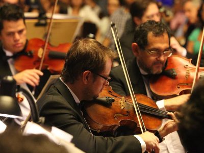 Programação da Orquestra Sinfônica do Teatro Nacional: Homenagens a Samambaia e Pixinguinha