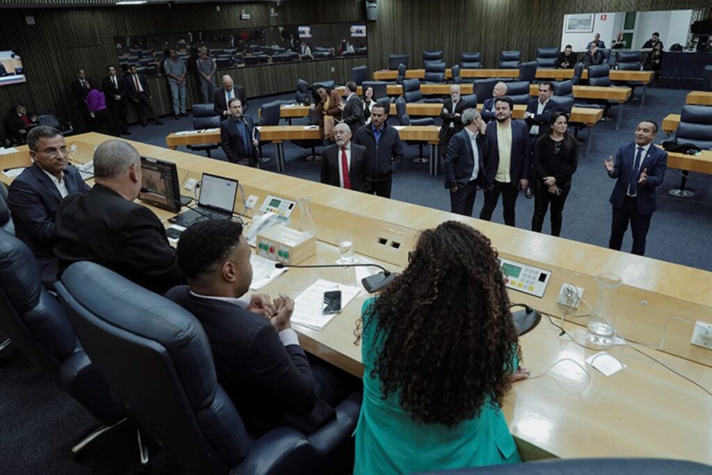 Câmara Municipal de São Paulo aprova orçamento de R$ 125 bilhões para 2025