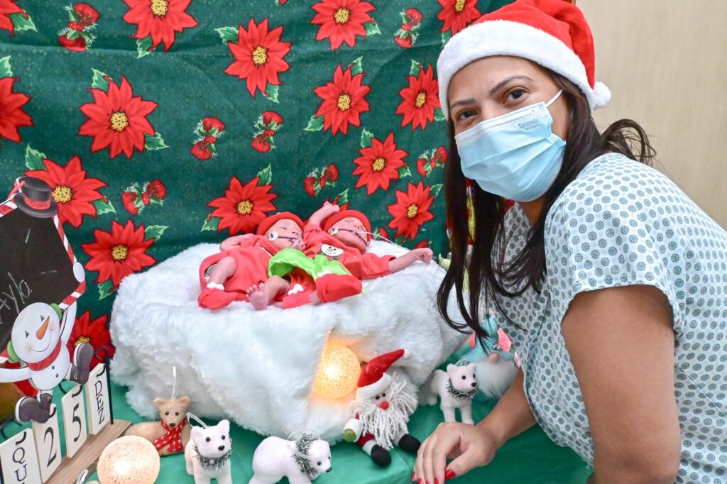 Hospital Regional de Santa Maria Realiza Ensaio Fotográfico de Natal com Bebês Internados