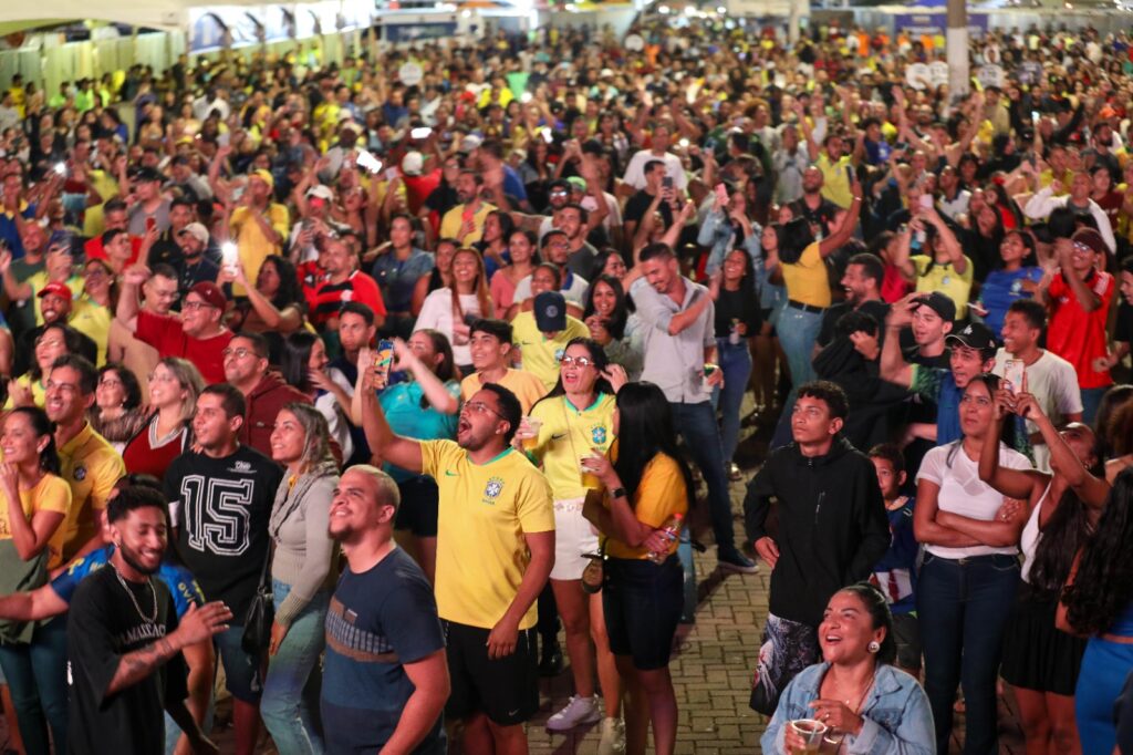 Torcedores Celebram Grande Jogo da Seleção na Fan Fest Comemora Brasília em Ceilândia
