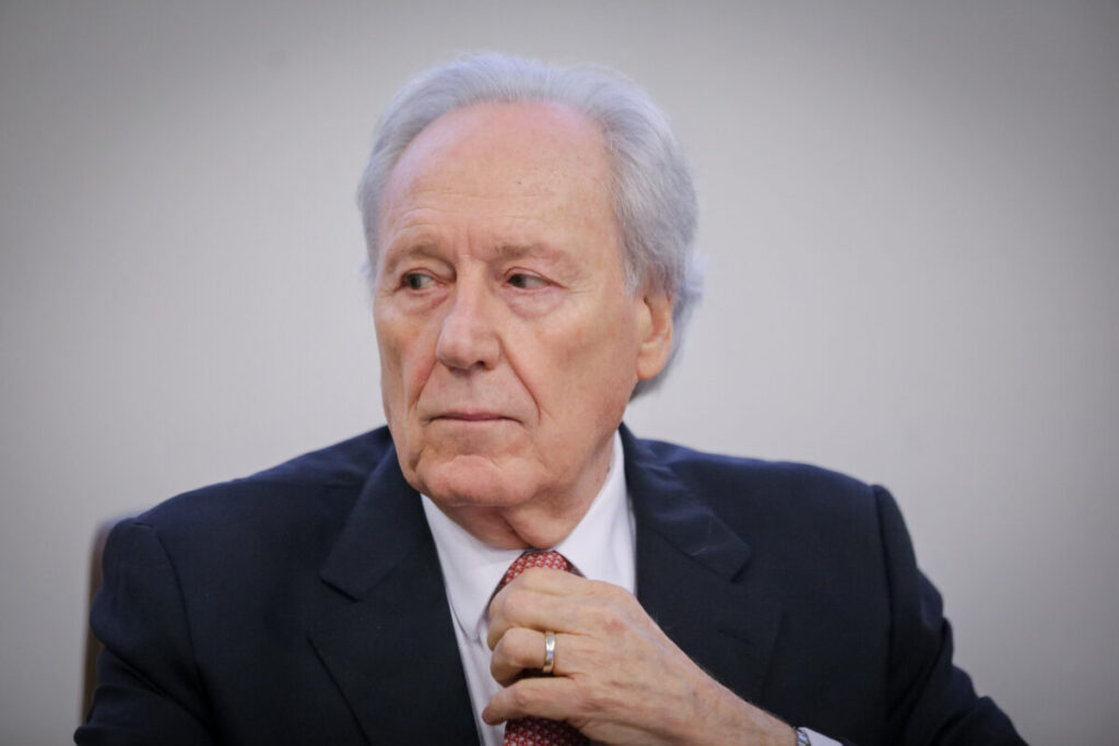 “Entidade Acusada de Fraude no INSS Contratou Filho de Ministra Lewandowski”