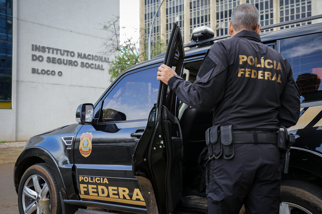 Procurador do INSS afastado recebe R$ 11,9 milhões de investigados pela PF