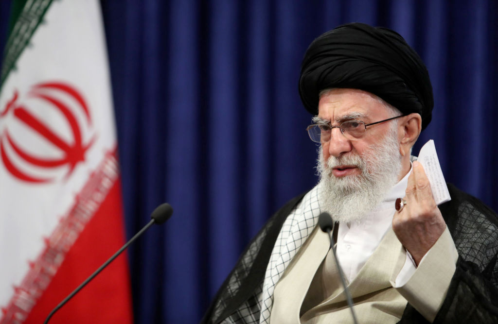 Aiatolá Ali Khamenei: Conheça o Líder Supremo do Irã e Sua Influência Política