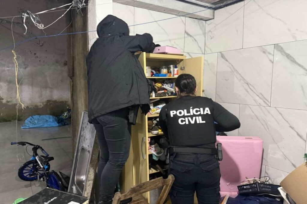 Estagiário Infiltrado Lucrando R$ 2 Milhões ao Vender Informações para Facção Criminal