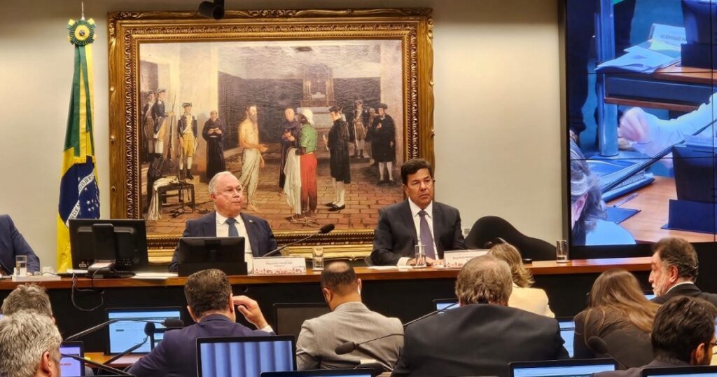 CCJ Aprova PEC da Segurança Pública: Apoio Unânime dos Deputados Baianos Imagem do artigo