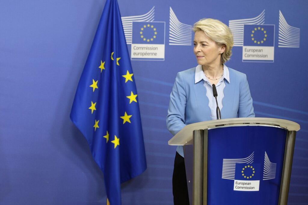 Tarifas de 30%: União Europeia busca negociar com Trump antes do prazo Imagem do artigo
