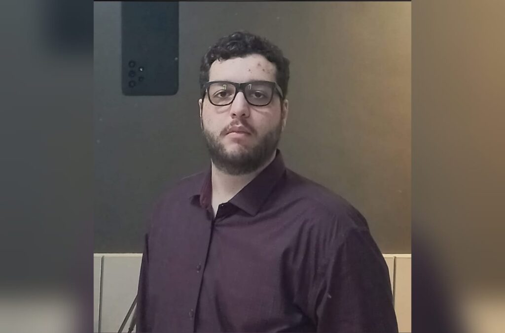 Jovem Autista Cria Inteligência Artificial para Diagnósticos Genéticos Inovadores Imagem do artigo