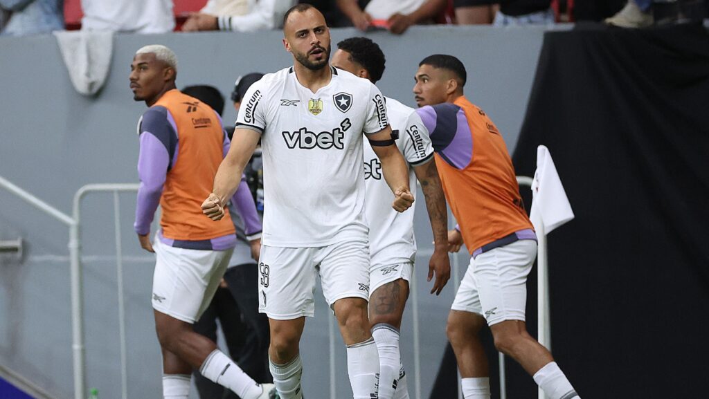 Botafogo Brilha em Clássico e Se Aproxima do G4 do Brasileirão Imagem do artigo