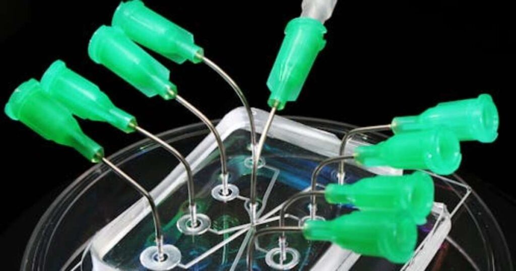 Microfluídica: A Inovação que Revoluciona a Extração de Petróleo e Outros Setores Imagem do artigo