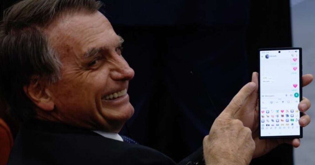 Mensagens Reveladas: Aliados de Bolsonaro em Celular Apreendido pela PF Imagem do artigo