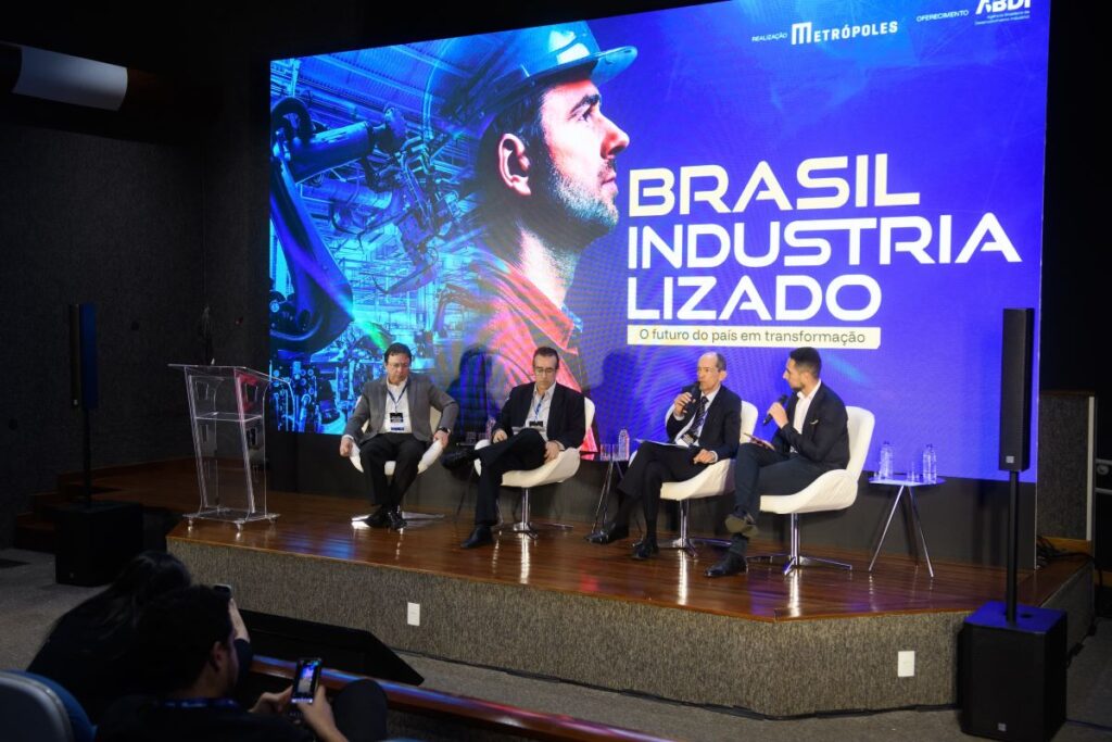 Investimentos em Política Industrial: Estratégia Essencial para o Brasil Competir Globalmente Imagem do artigo
