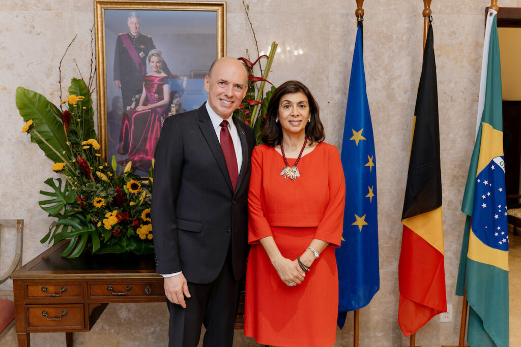 Embaixador Peter Claes Celebra a Data Nacional da Bélgica com Grande Festividade Imagem do artigo