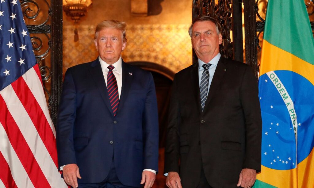 Bolsonaro Expressa Admiração por Trump e Critica Taxações dos EUA Imagem do artigo