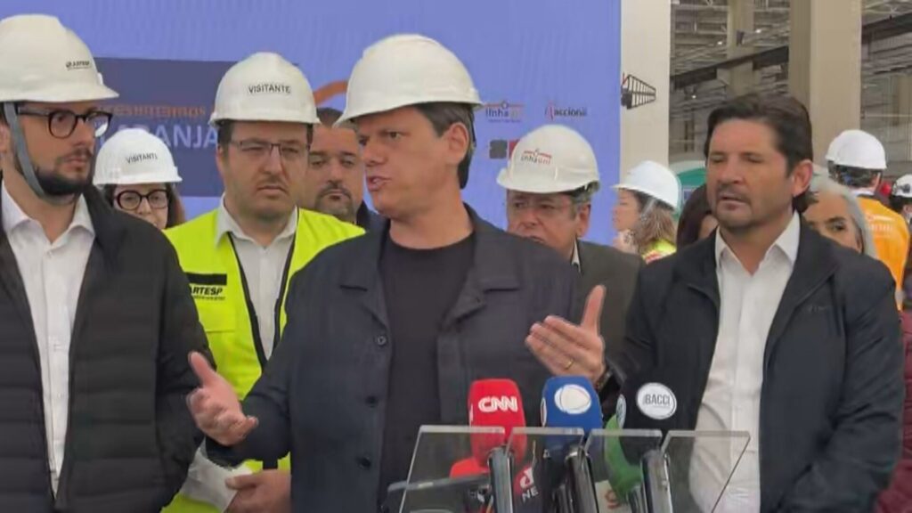 Tarcísio Responde Crítica de Haddad: “Falar Menos e Trabalhar Mais” Imagem do artigo
