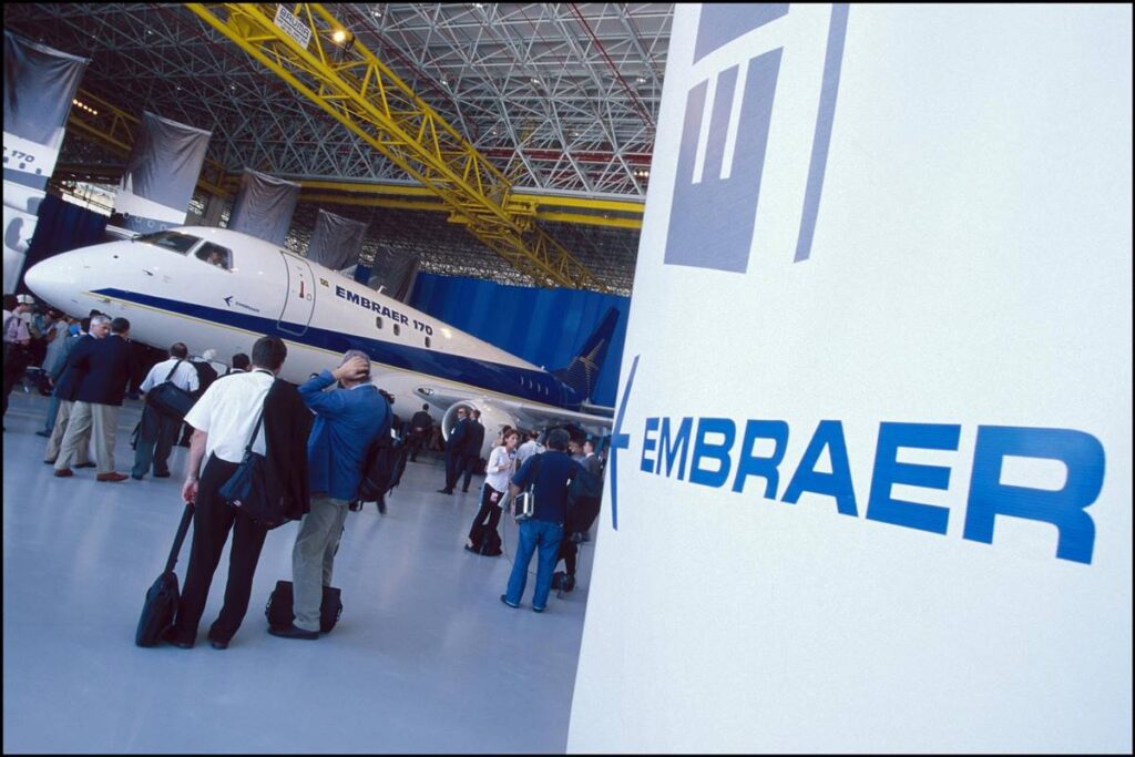 Tarifaço de Trump Impacta Fortemente Ações da Embraer Imagem do artigo