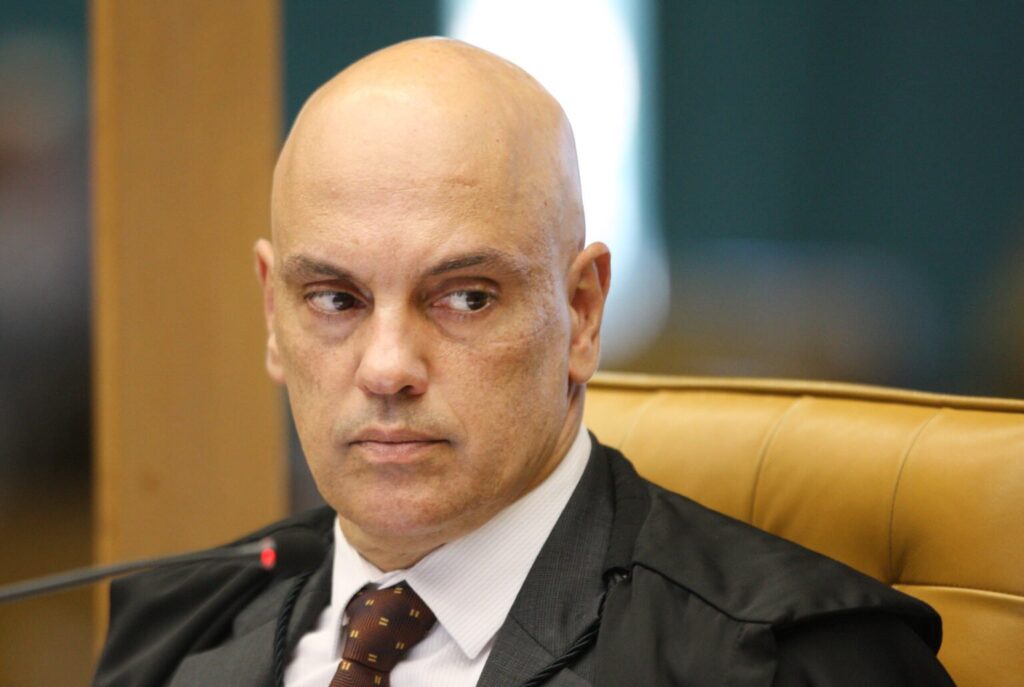 Investigações Sobre Movimentação de Dólares: Alexandre de Moraes Age Após Tarifaço de Trump Imagem do artigo
