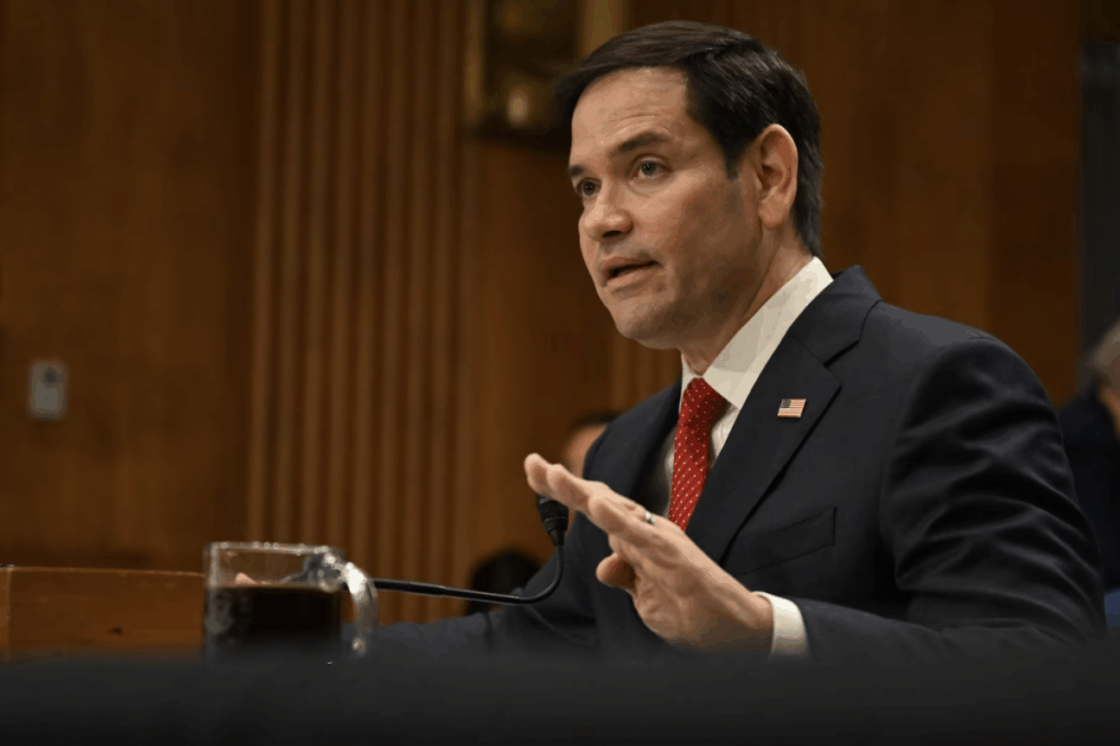 Marco Rubio defende Álvaro Uribe após condenação por suborno Imagem do artigo