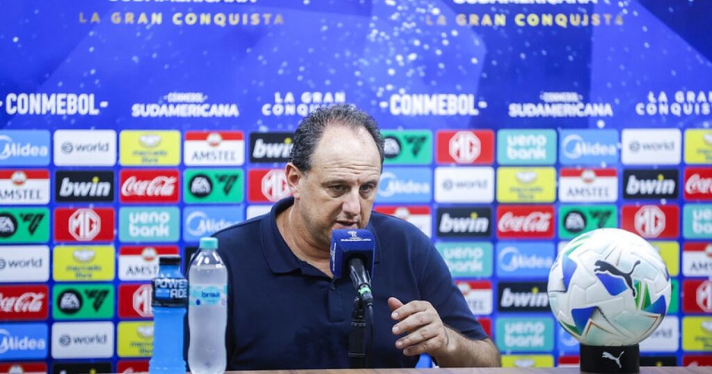 Ceni Critica Falha de Comunicação e Derrota do Bahia na Sul-Americana Imagem do artigo