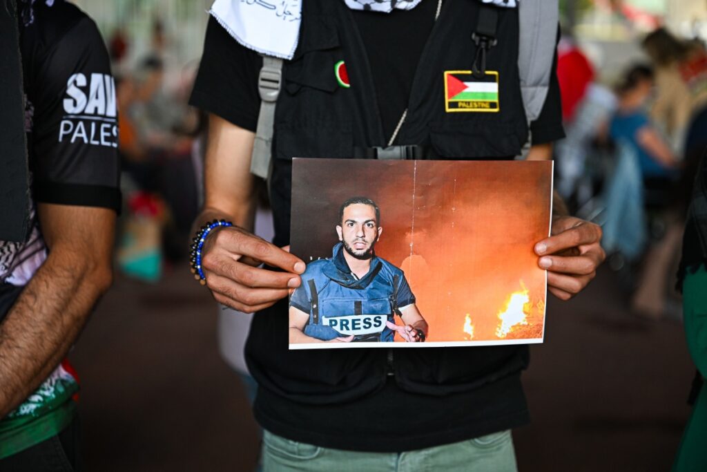 Tragédia no Jornalismo em Gaza: O Caso de Anas al-Sharif Imagem do artigo