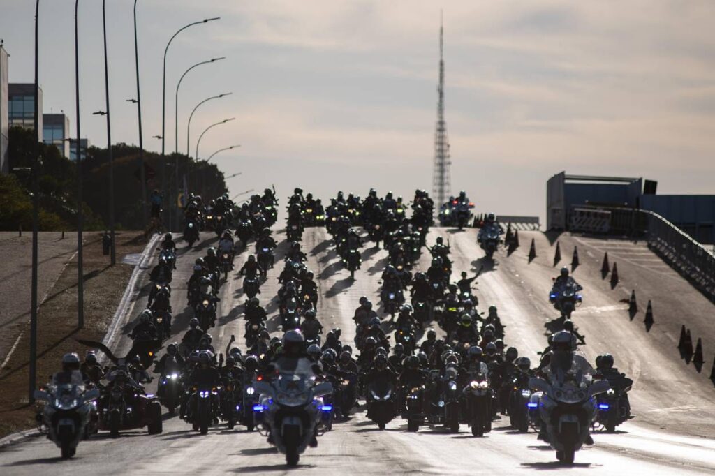 Desfile de Motociclistas Marca o Encerramento do Capital Moto Week 2025 Imagem do artigo