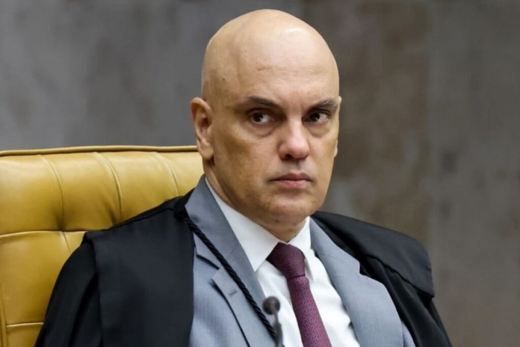 Julgamento de Bolsonaro Prossegue sem Interferências: Ministro Moraes Ignora Sanções Imagem do artigo